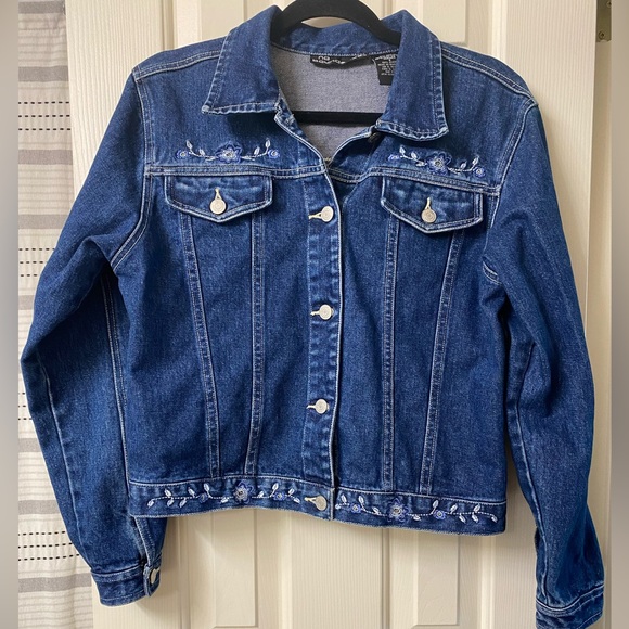 No Boundaries Floral Embroidered Denim Jacket Size Juniors Large - Picture 1 of 16
